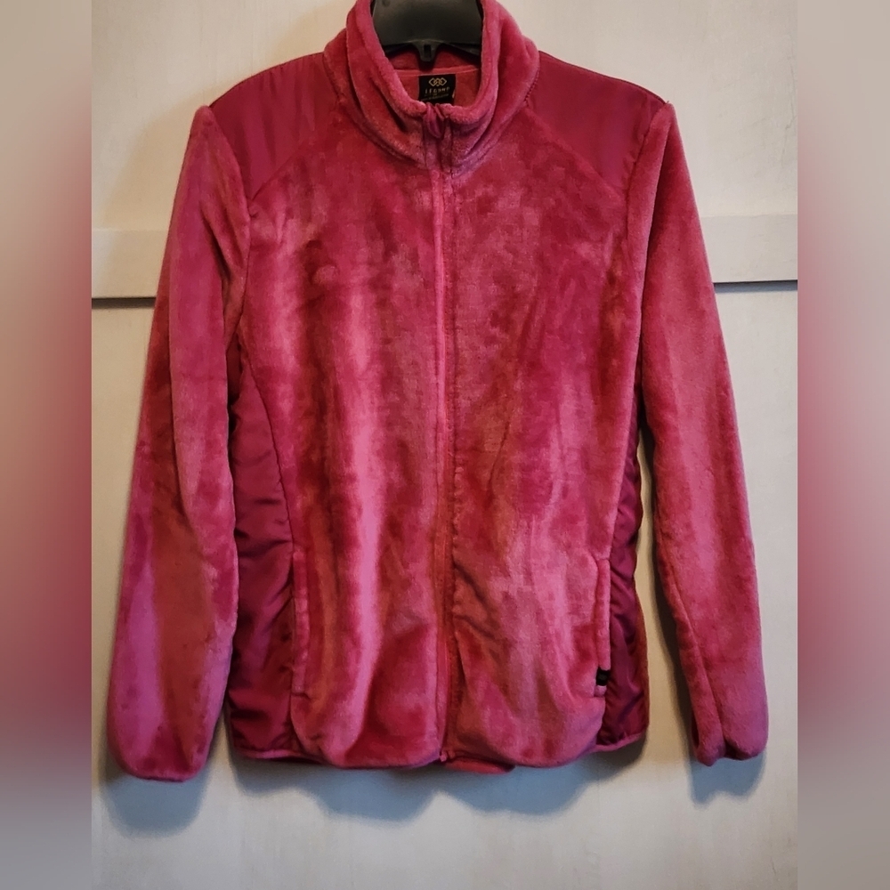 Preowned Leg3nd size‎ medium hot pink fleece